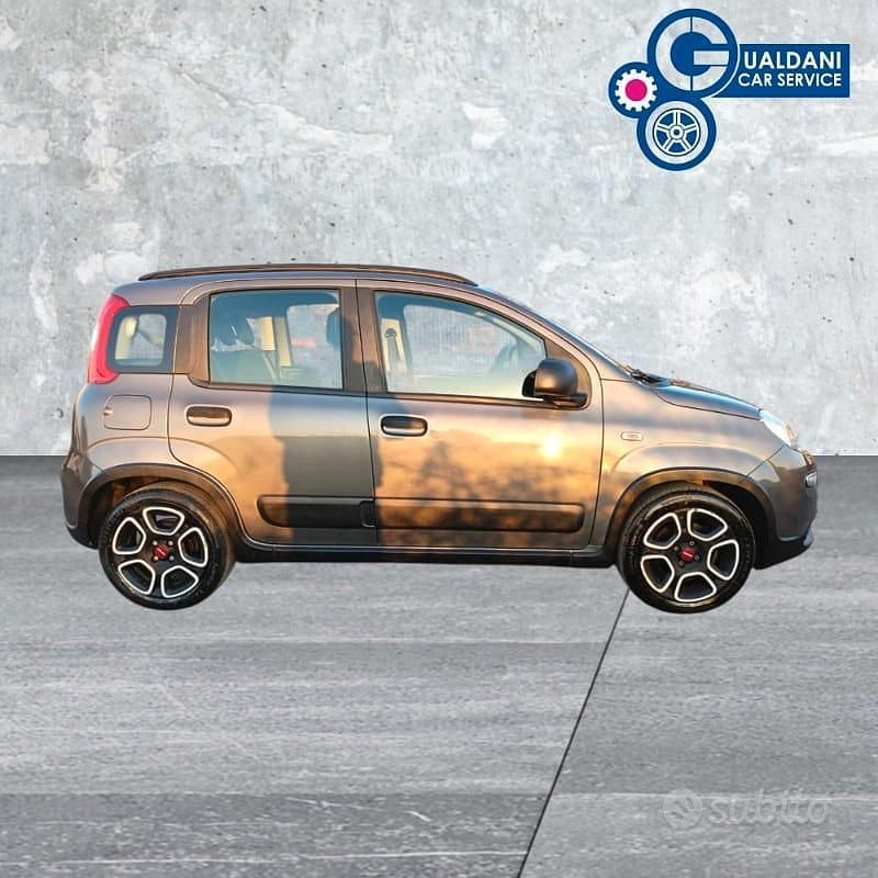 Usata Fiat Panda City Life 70 CV (51 kW) 2021 Grigio Utilitaria