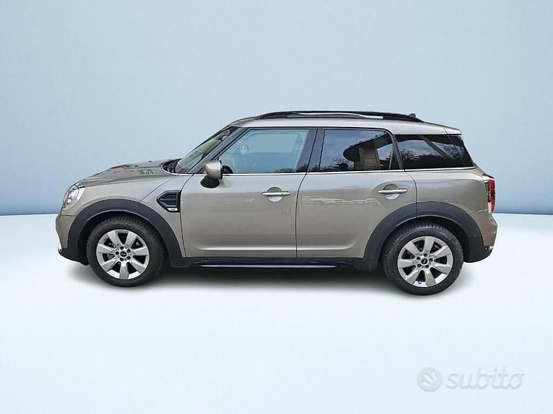 Usata Mini Cooper 101 CV (74 kW) 2019 Argento Utilitaria