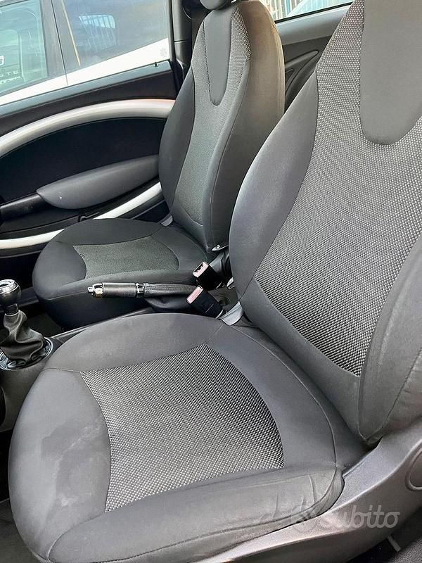 Usata Mini Cooper D 2011 Utilitaria