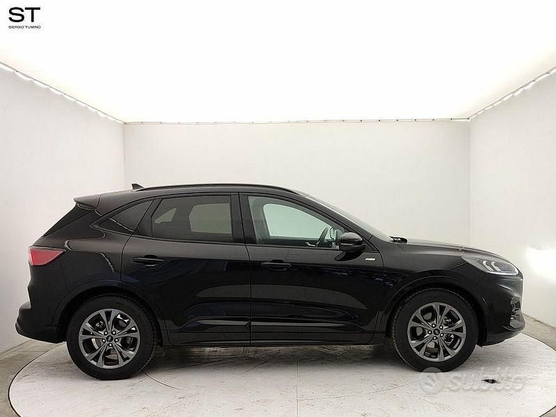 Usata Ford Kuga ST-Line 190 CV (139 kW) 2023 Nero SUV