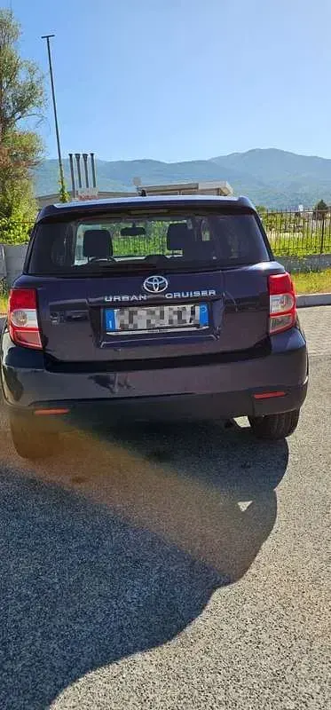 Usata Toyota Urban Cruiser Luxury 90 CV (66 kW) 2010 Bluazzurro Utilitaria