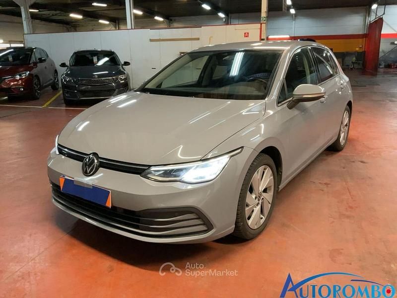 Usata 2022 VW Golf Life Tre volumi | 19.100 € (Buon prezzo) - Immagine 1/4