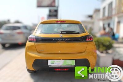 Usata Peugeot 208 Active 75 CV (55 kW) 2022 Giallo Utilitaria