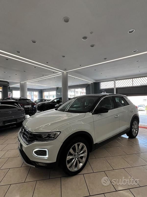 Usata VW T-Roc Style 150 CV (110 kW) 2020 Bianco SUV