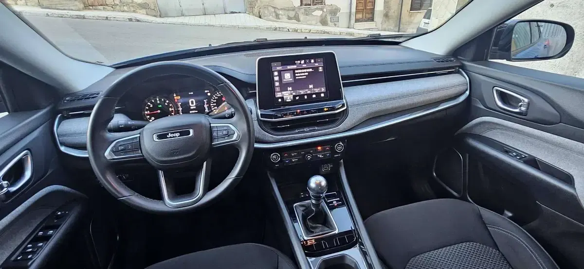 Usata Jeep Compass Longitude 131 CV (96 kW) 2021 Blu/azzurro SUV