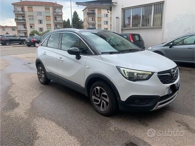 Usata Opel Crossland X S 110 CV (80 kW) 2018 Bianco SUV