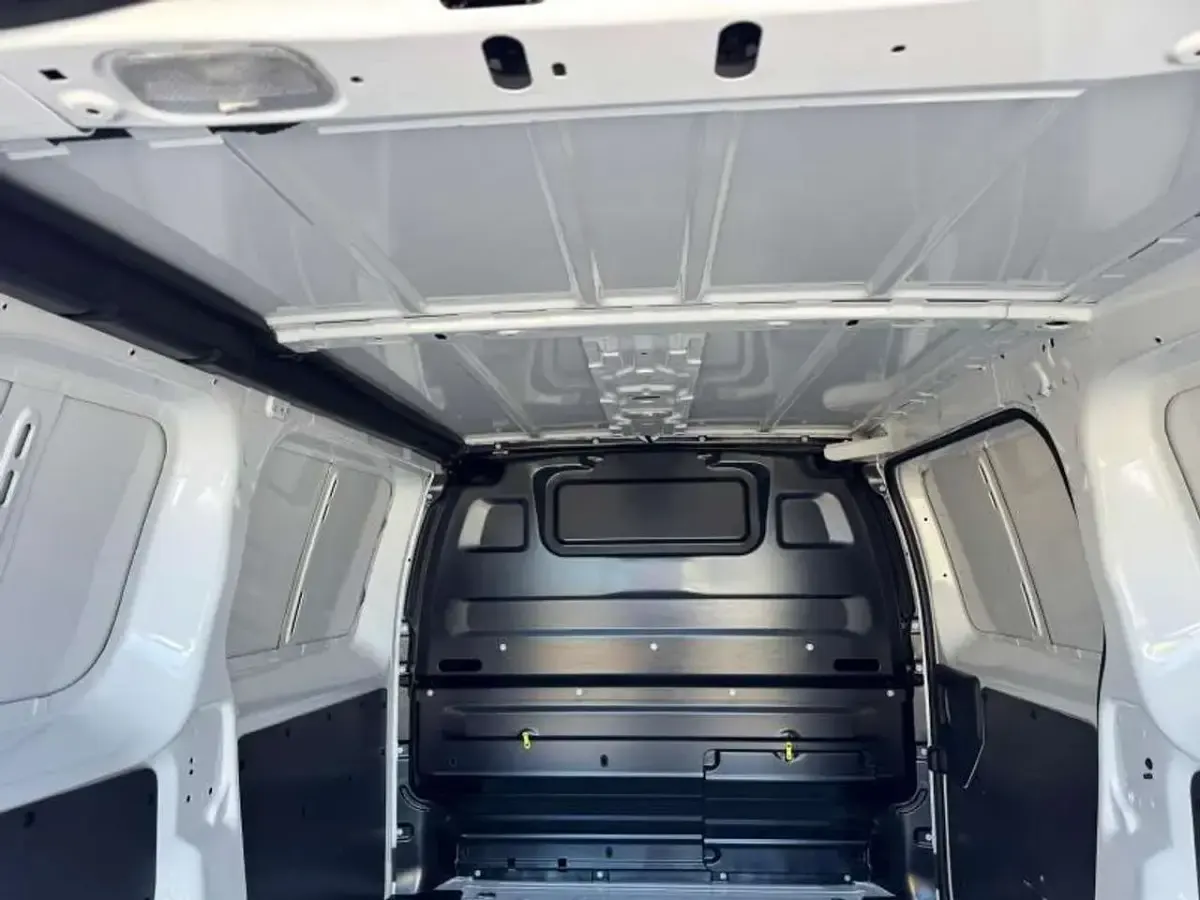 Usata Opel Vivaro Essentia 120 CV (88 kW) 2022 Bianco Monovolume