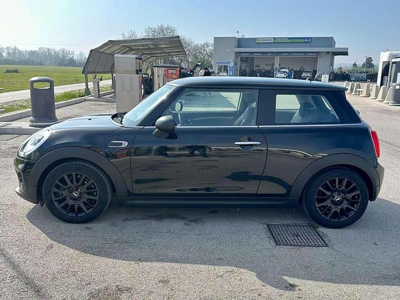 Usata Mini One D Hype 95 CV (69 kW) 2017 Nero Utilitaria