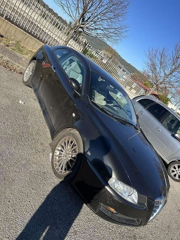 Usata Alfa Romeo GT Distinctive 150 CV (110 kW) 2005 Coupé