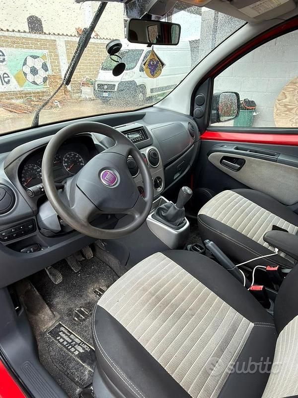 Usata Fiat Qubo Trekking 75 CV (55 kW) 2008 Rosso Monovolume