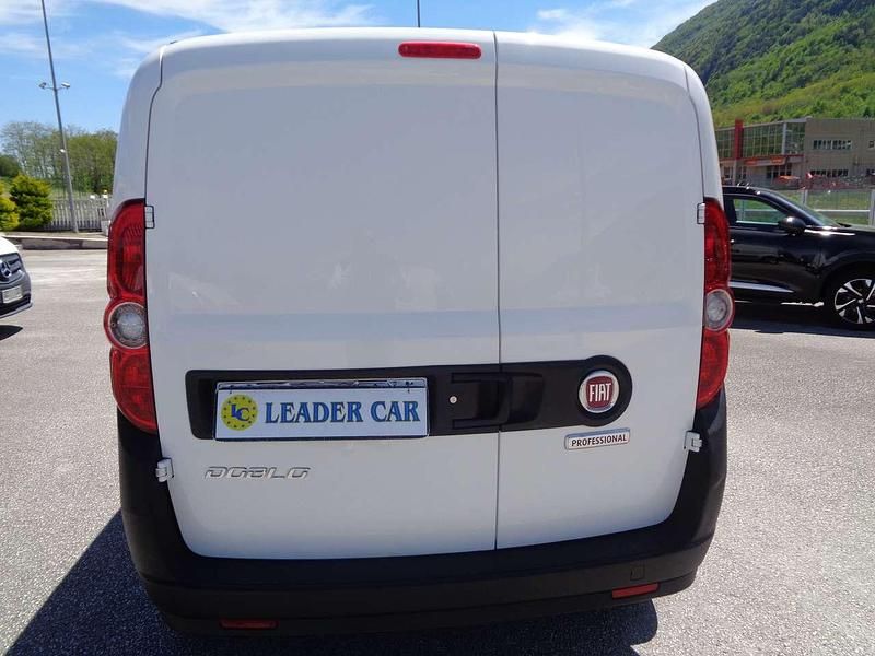 Occasion Fiat Doblò 105 ch (77 kW) 2022 Blanc Monospace