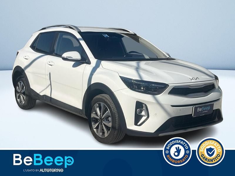 Usata Kia Stonic Style 79 CV (58 kW) 2025 Bianco pastello SUV