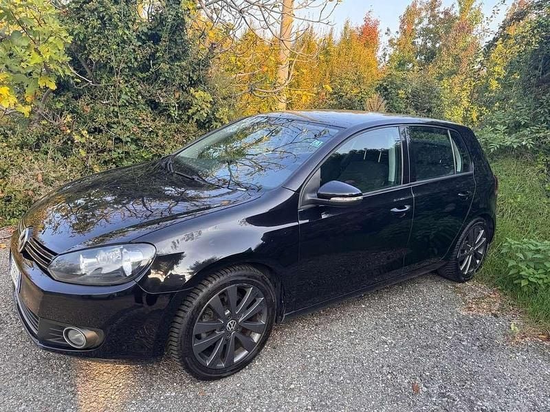 Nero Usata 2010 VW Golf VI Highline Tre volumi | 3750 € (Super prezzo) - Immagine 1/4