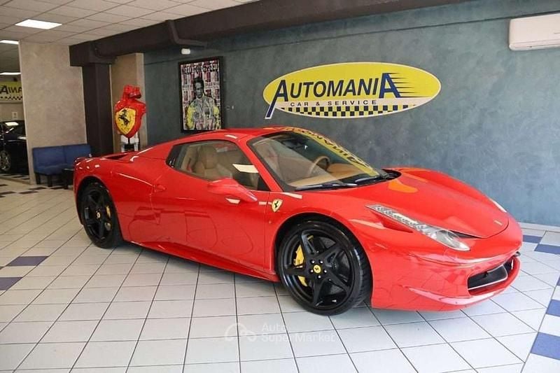 Usata Ferrari 458 600 CV (441 kW) 2015 Rosso Cabrio