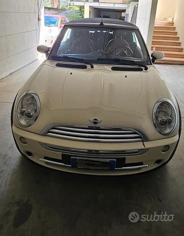 Usata Mini Cooper Cabriolet 90 CV (66 kW) 2008 Bianco Cabrio
