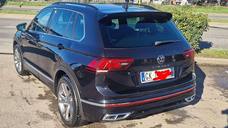 Usata VW Tiguan R-line 150 CV (110 kW) 2022 SUV