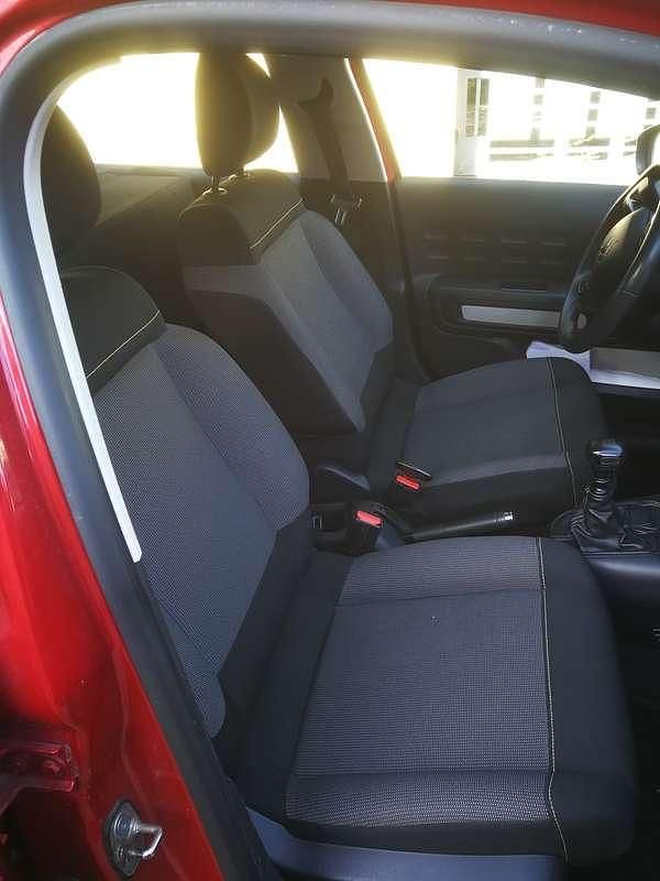 Usata Citroën C3 Feel 102 CV (75 kW) 2021 Rosso Furgone