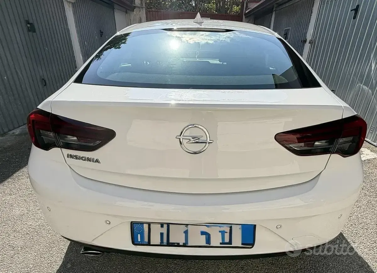 Usata Opel Insignia Sport 170 CV (125 kW) 2017 Bianco Berlina