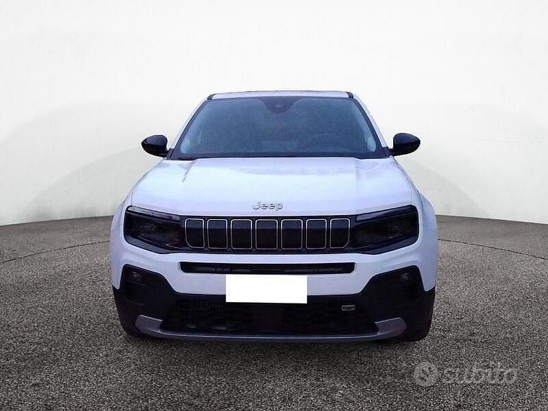 Usata Jeep Avenger Summit 100 CV (73 kW) 2024 Bianco SUV