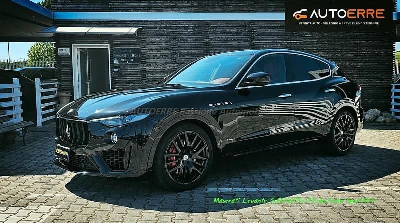 Usata Maserati GranSport 350 CV (257 kW) 2019 Nero Station wagon