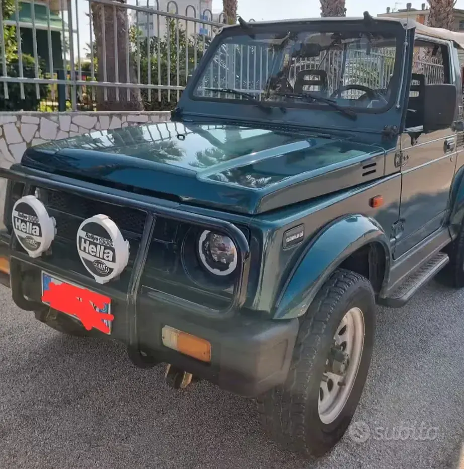 Usata Suzuki Samurai 69 CV (50 kW) 1999 Verde SUV