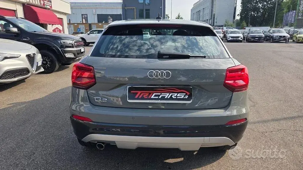 Usata Audi Q2 Admired 116 CV (85 kW) 2020 Grigio SUV