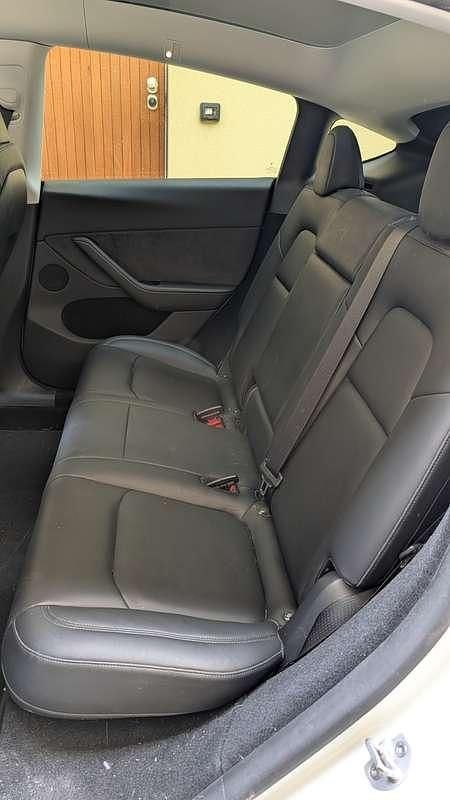 Usata Tesla Model Y 152 kW (208 CV) 2023 Bianco SUV