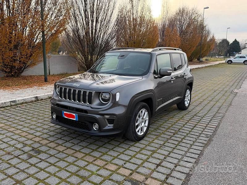 Grigio Usata 2020 Jeep Renegade Longitude SUV | 13.500 € (Cara) - Immagine 1/4
