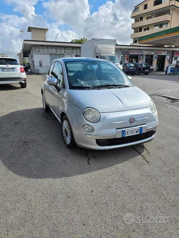 Grigio Usata 2011 Fiat 500 Tre volumi | 4300 € (Super prezzo) - Immagine 1/3