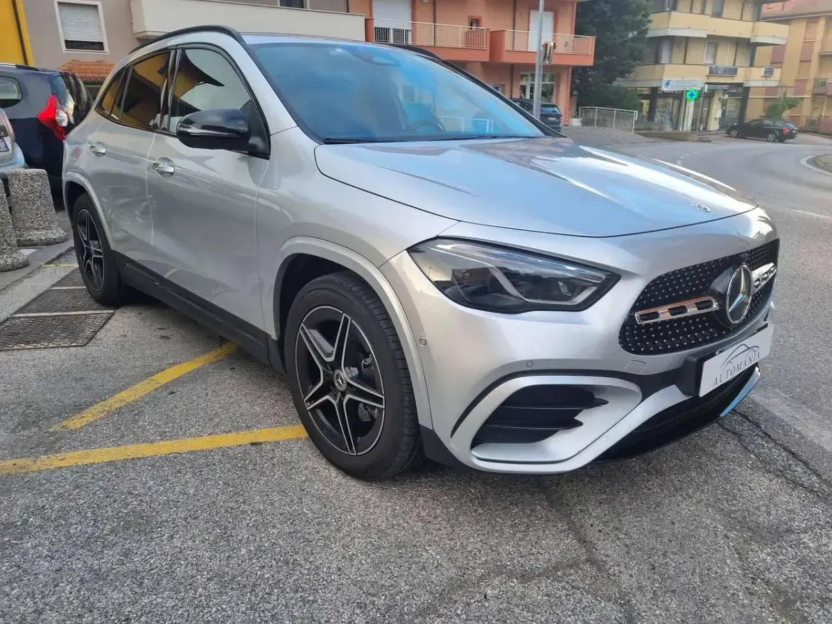 Usata Mercedes GLA220 Premium 190 CV (139 kW) 2024 Other SUV