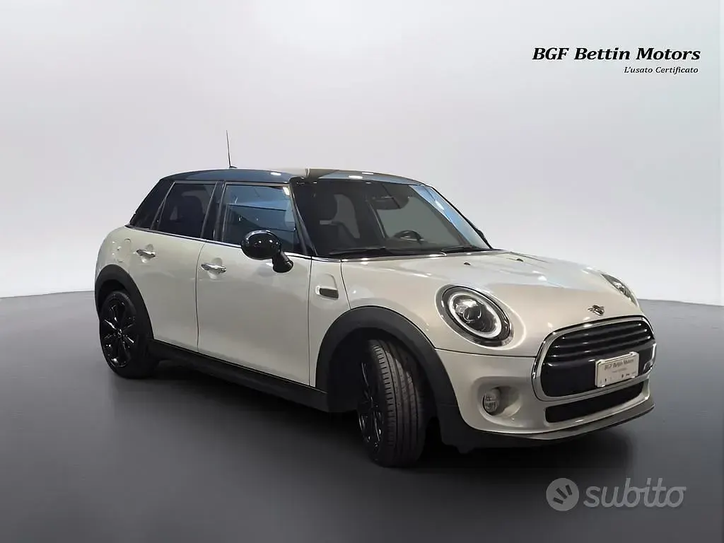 Usata Mini Cooper D 116 CV (85 kW) 2019 Bianco Utilitaria