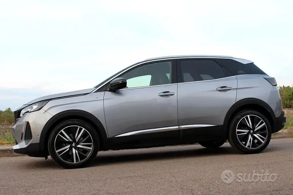 Usata Peugeot 3008 GT 131 CV (96 kW) 2021 Grigio SUV