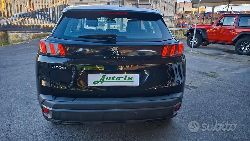 Usata Peugeot 3008 Active 131 CV (96 kW) 2022 Nero Station wagon