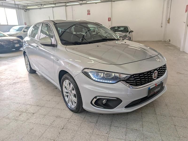 Usata Fiat Tipo Sport 95 CV (69 kW) 2020 Argento Berlina
