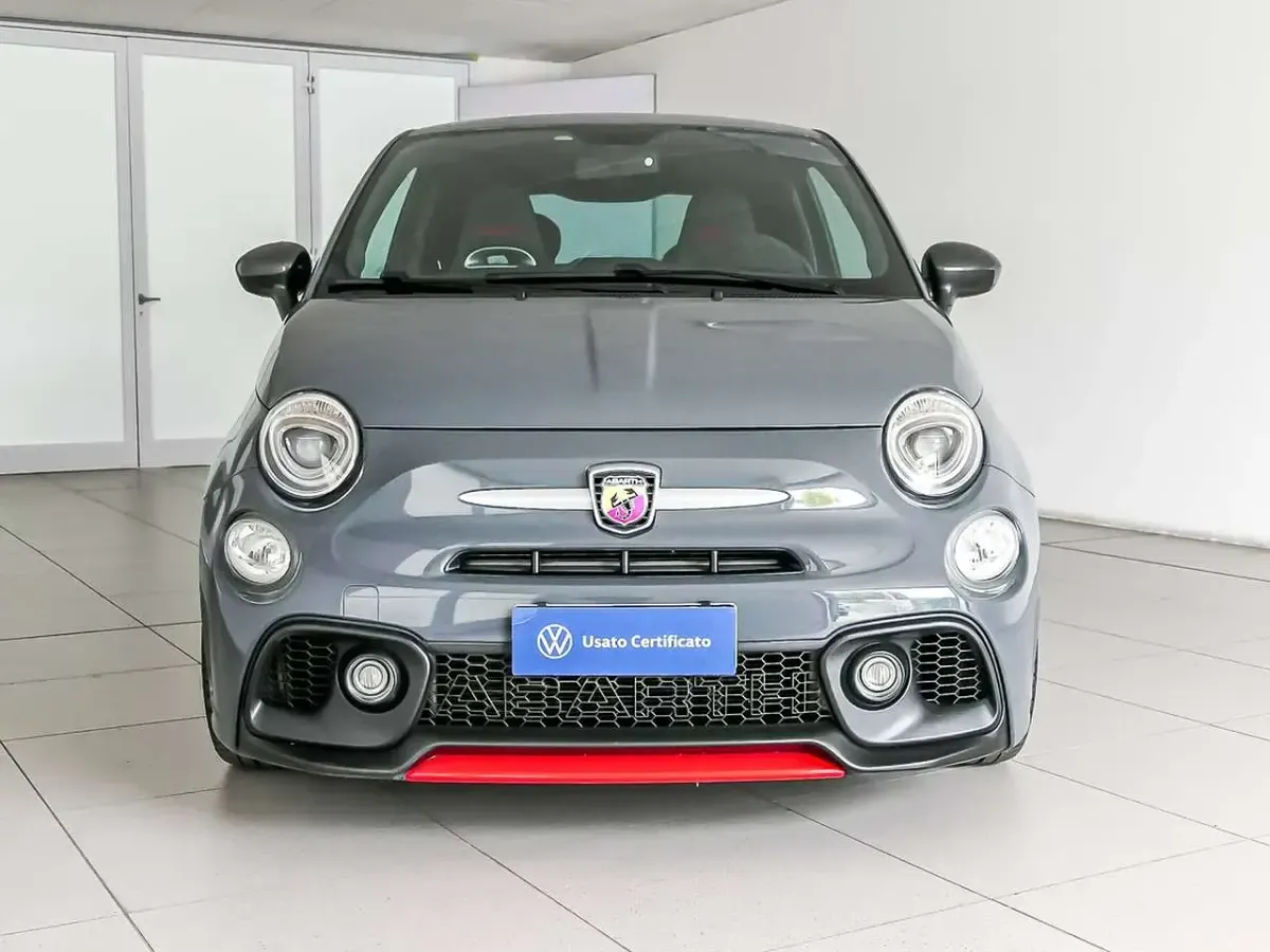 Usata Abarth 695 165 CV (121 kW) 2018 Grigio Utilitaria