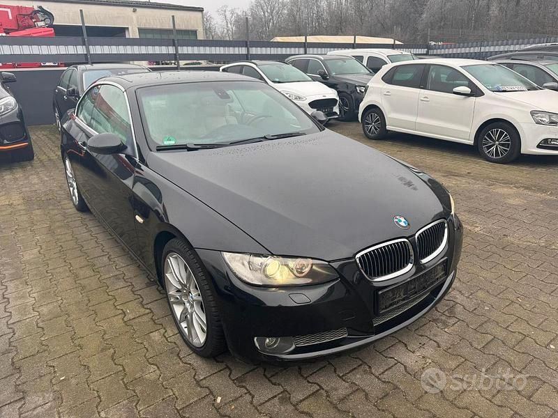 Usata BMW 335 Cabriolet 306 CV (225 kW) 2007 Nero Cabrio