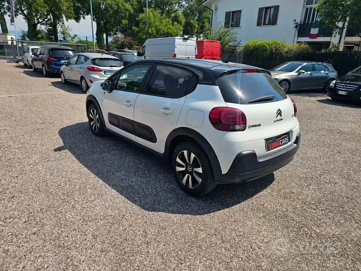Usata Citroën C3 Shine 102 CV (75 kW) 2022 Bianco Utilitaria