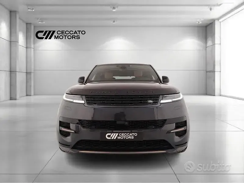 Usata Land Rover Range Rover Sport Dynamic 441 CV (324 kW) 2023 Grigio SUV