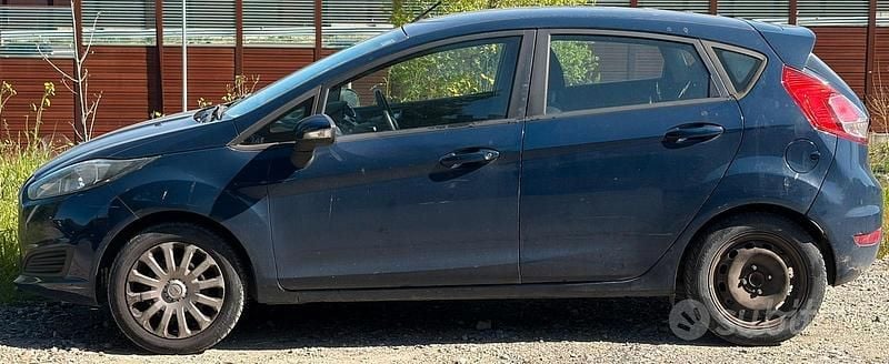 Usata Ford Fiesta 92 CV (67 kW) 2014 Utilitaria