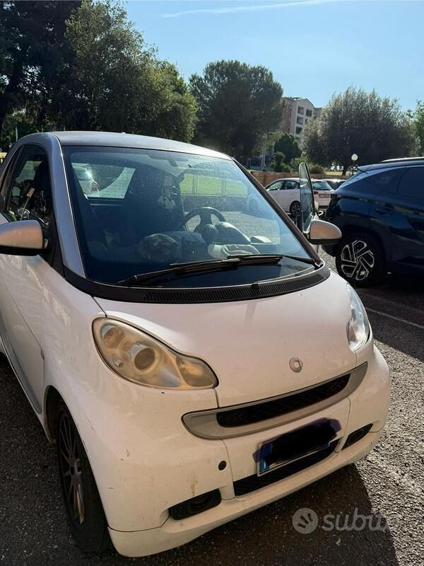 Bianco Usata 2008 Smart ForTwo Coupé Pulse Coupé | 3500 € (Buon prezzo) - Immagine 1/4