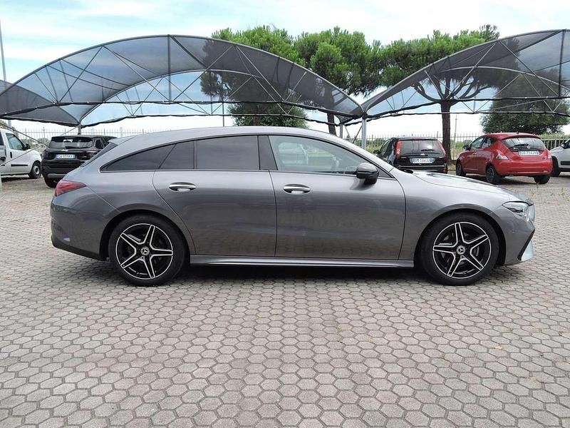 Usata Mercedes CLA180 Shooting Brake AMG line 136 CV (100 kW) 2024 Grigio Station wagon