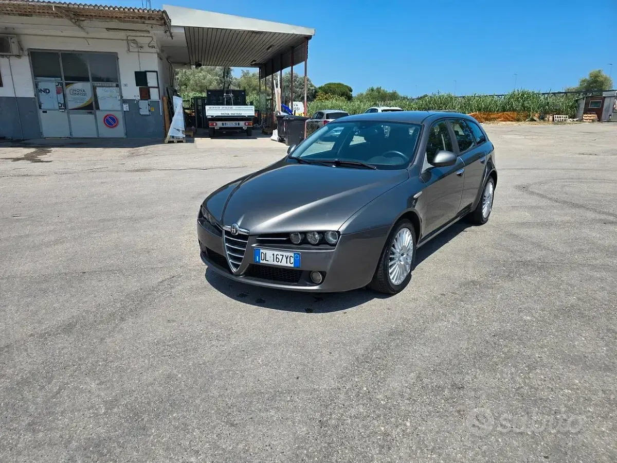Usata Alfa Romeo 159 150 CV (110 kW) 2008 Grigio Station wagon