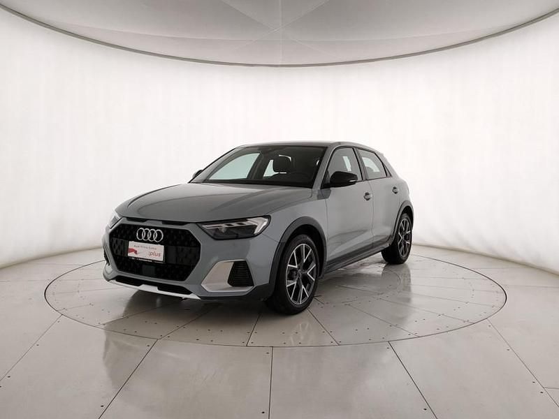 Grigio Usata 2021 Audi A1 Admired SUV | 22.900 € (Buon prezzo) - Immagine 1/4