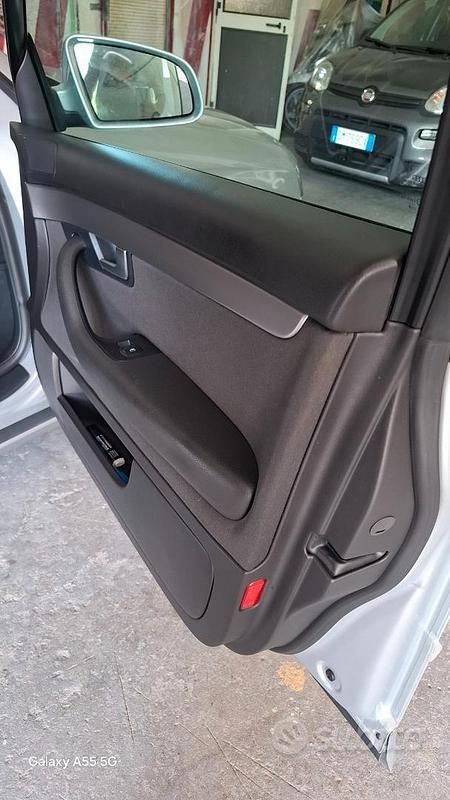 Usata Audi A4 140 CV (102 kW) 2010 Grigio Station wagon