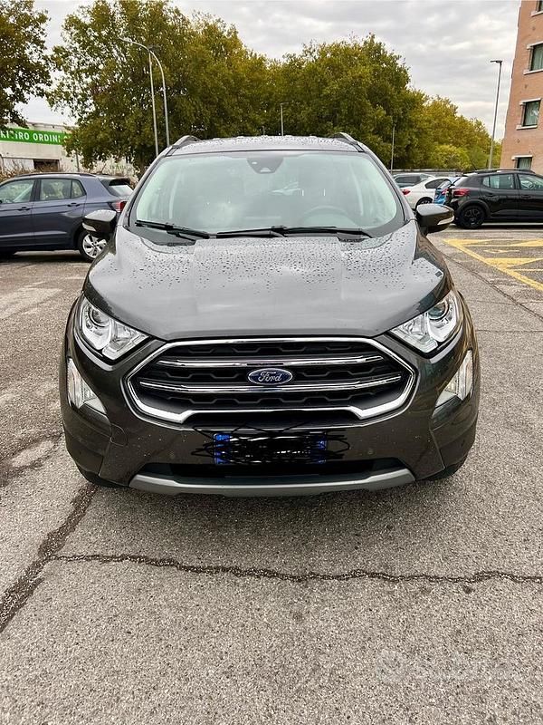 Grigio Usata 2023 Ford Ecosport SUV | 16.000 € (Buon prezzo) - Immagine 1/4