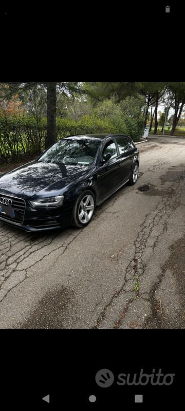 Usata Audi A4 177 CV (130 kW) 2012 Blu Station wagon