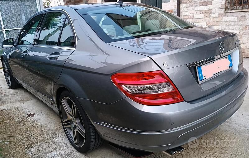 Usata Mercedes C180 Edition 170 CV (125 kW) 2008 Grigio Berlina
