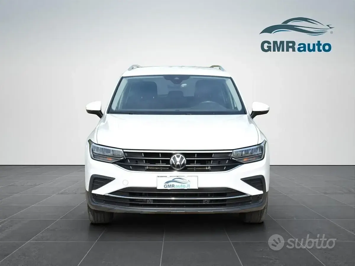 Usata VW Tiguan Life 150 CV (110 kW) 2023 Bianco SUV