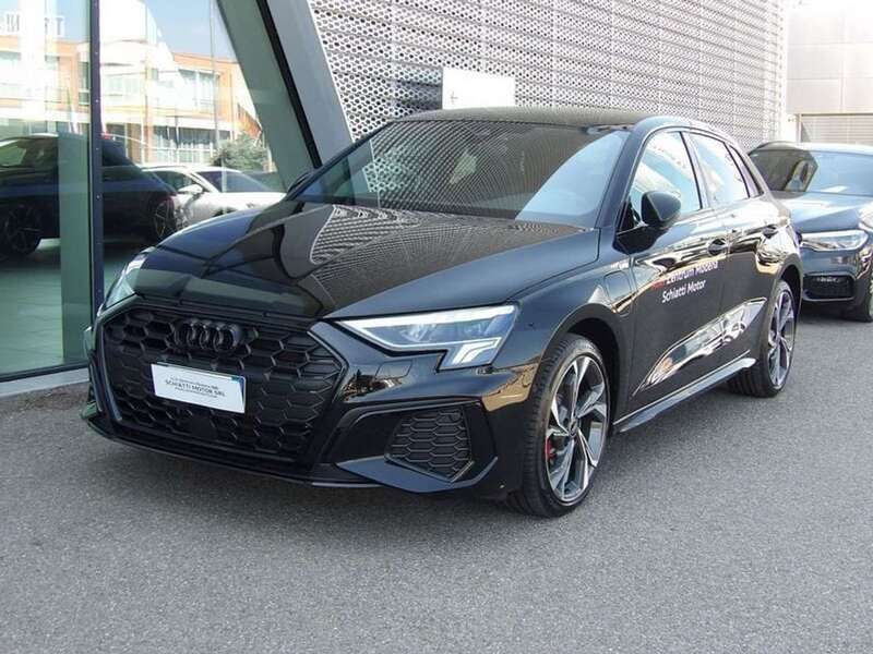 Nero mito Usata 2024 Audi A3 e-tron S-Line Due volumi | 38.400 € - Immagine 1/4
