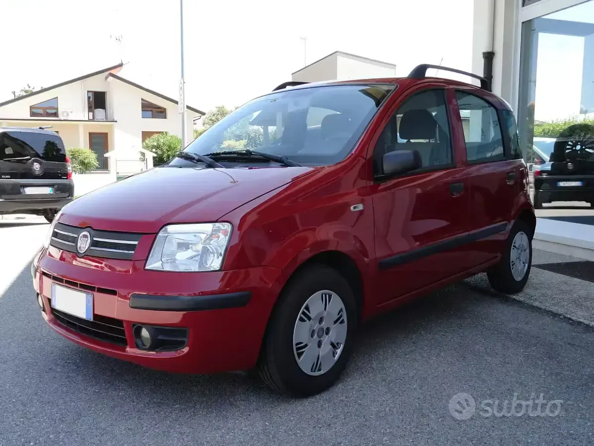 Usata Fiat Panda Dynamic 60 CV (44 kW) 2009 Rosso Utilitaria